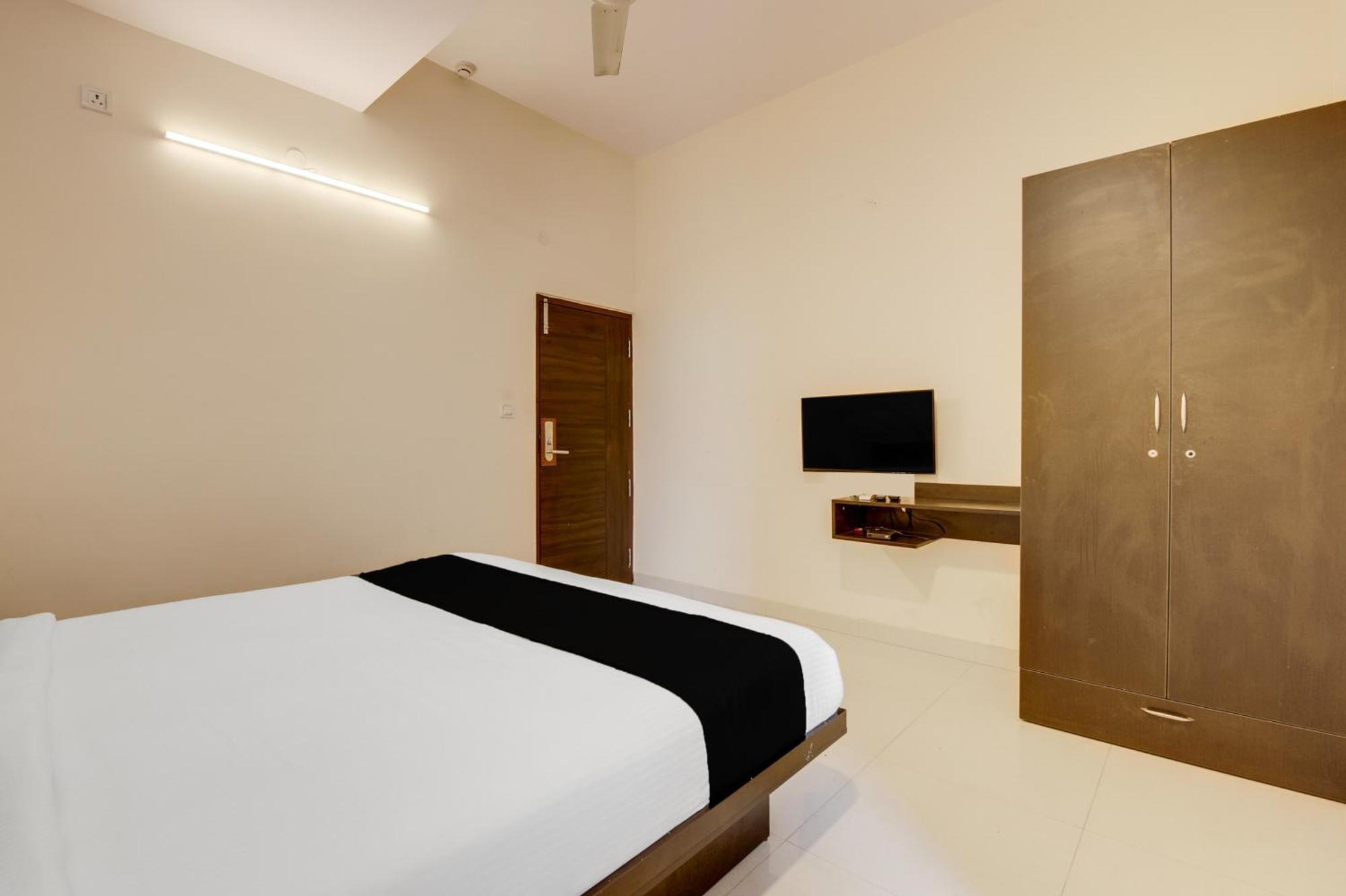 Super Townhouse Hbr Layout Bangalore Eksteriør bilde
